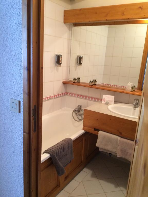 Le Calgary Hotel Les Saisies Bilik gambar