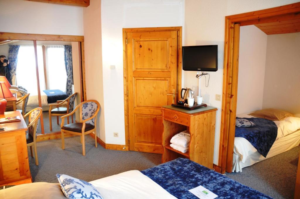 Le Calgary Hotel Les Saisies Bilik gambar