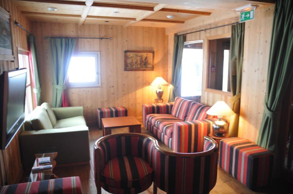 Le Calgary Hotel Les Saisies Luaran gambar
